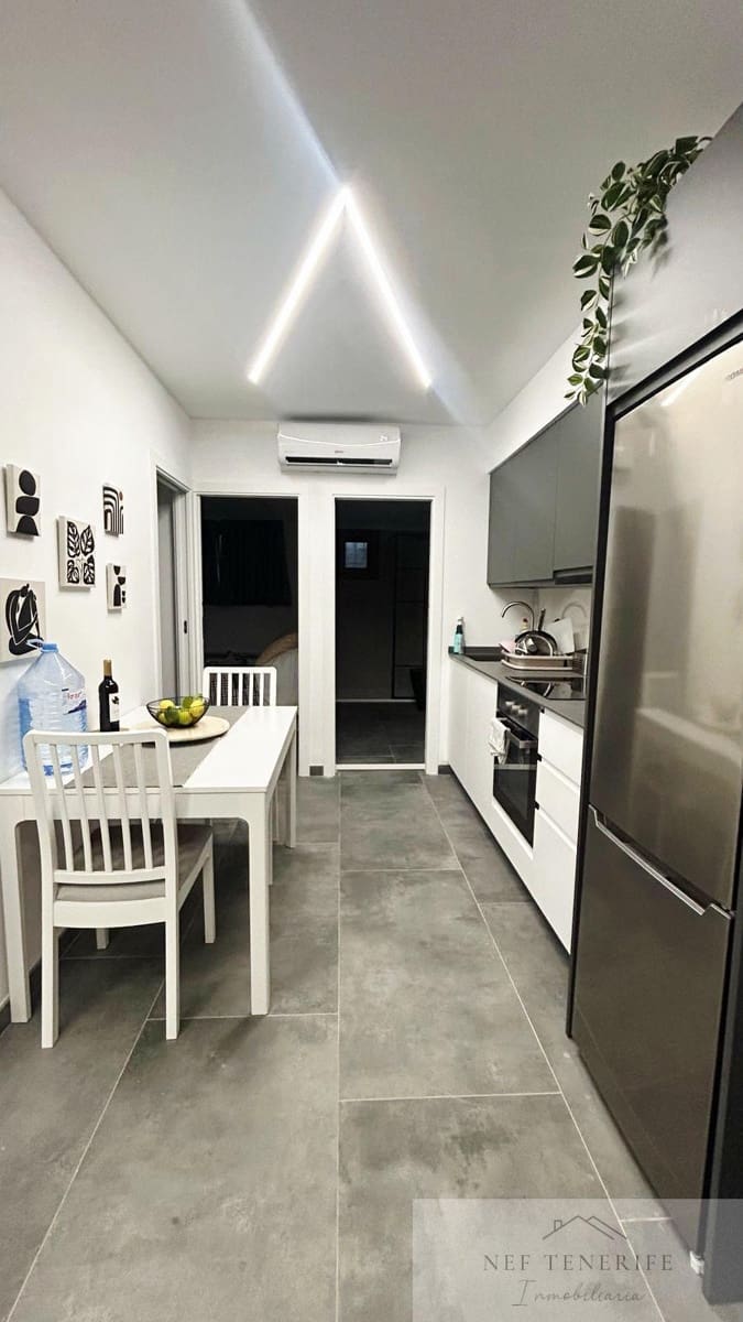 2 chambre Appartement à vendre à Playa de las Americas - 230 000 € (Ref: 9879266)