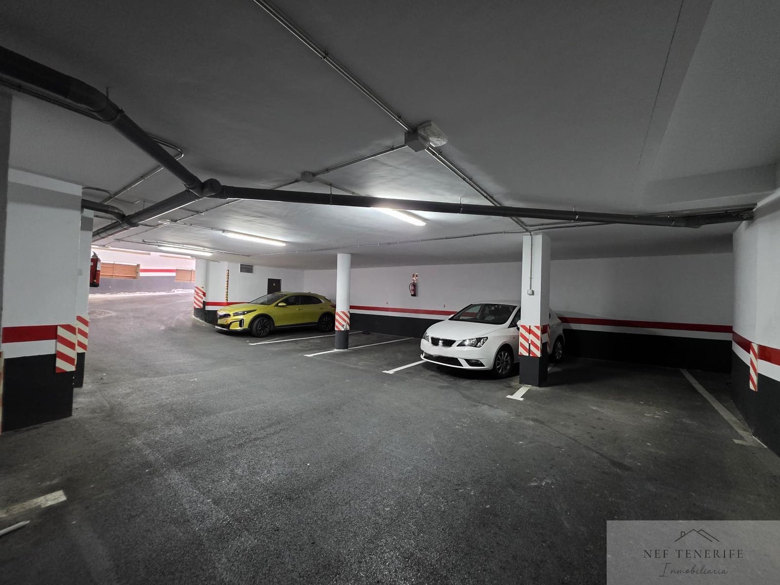 Garage for sale in Granadilla de Abona - € 78,000 (Ref: 9879267)