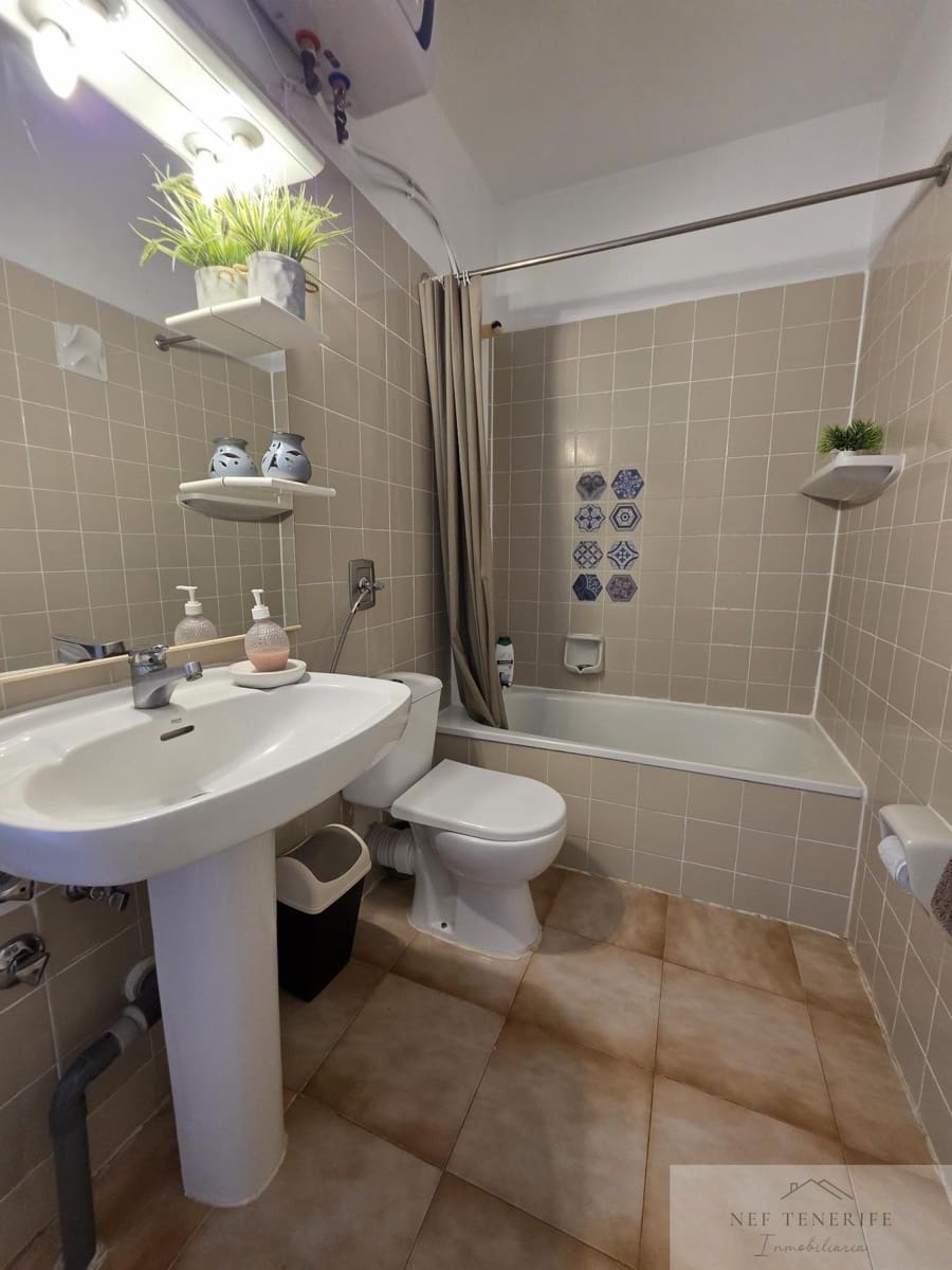 1 bedroom Apartment for sale in Costa del Silencio - € 184,000 (Ref: 9879268)