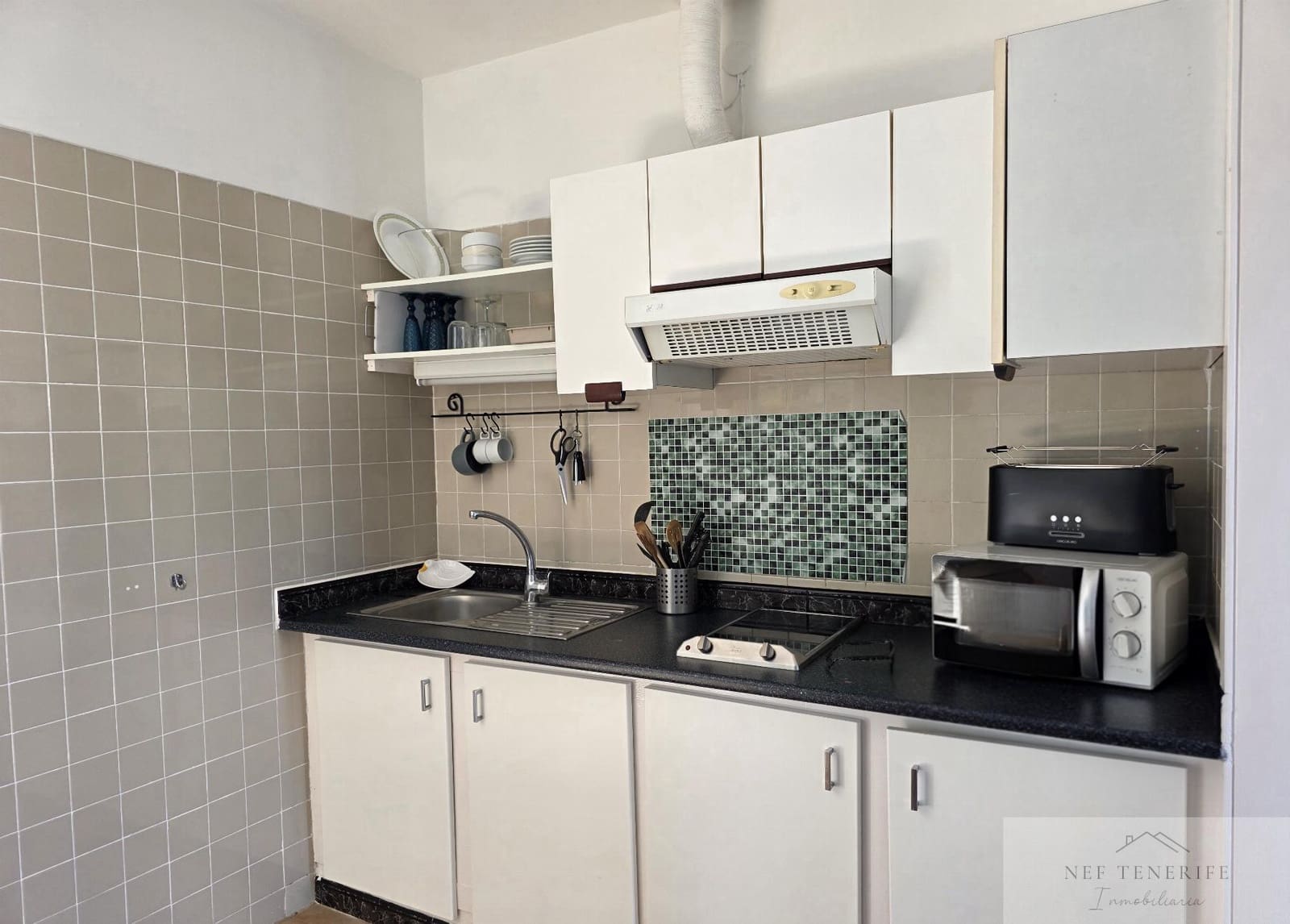 1 bedroom Apartment for sale in Costa del Silencio - € 184,000 (Ref: 9879268)