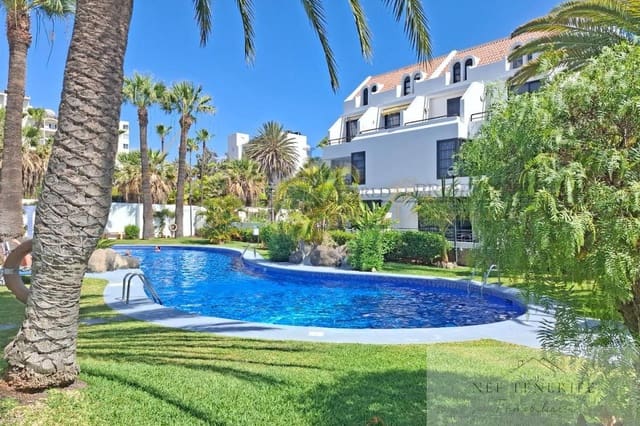 1 chambre Penthouse à vendre à Playa de las Americas, Arona - 309 000 € (Ref: 9879271)