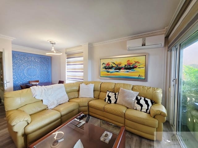 5 soveværelse Villa til salg i Costa Adeje, Adeje - € 899.000 (Ref: 9879272)