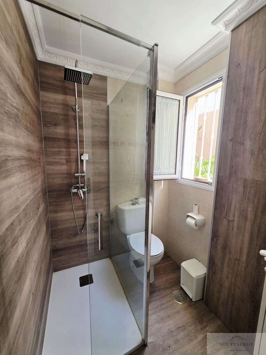 5 soveværelse Villa til salg i Costa Adeje - € 899.000 (Ref: 9879272)