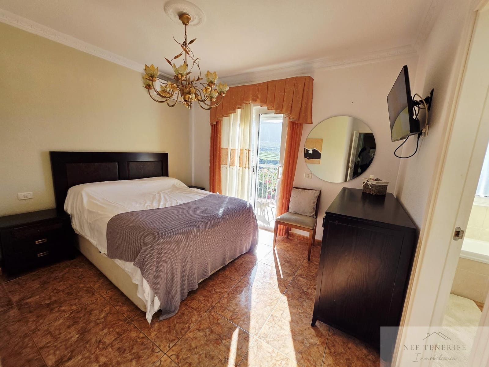5 soveværelse Villa til salg i Costa Adeje - € 899.000 (Ref: 9879272)