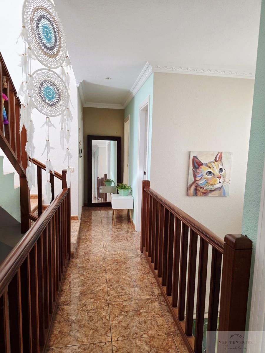 5 soveværelse Villa til salg i Costa Adeje - € 899.000 (Ref: 9879272)