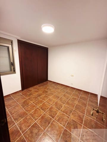 3 soveværelse Semi-Rækkehus til salg i El Medano, Granadilla de Abona med garage - € 570.000 (Ref: 9879273)