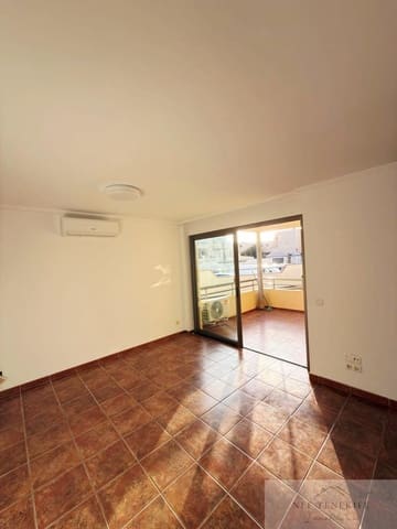 3 soveværelse Semi-Rækkehus til salg i El Medano, Granadilla de Abona med garage - € 570.000 (Ref: 9879273)