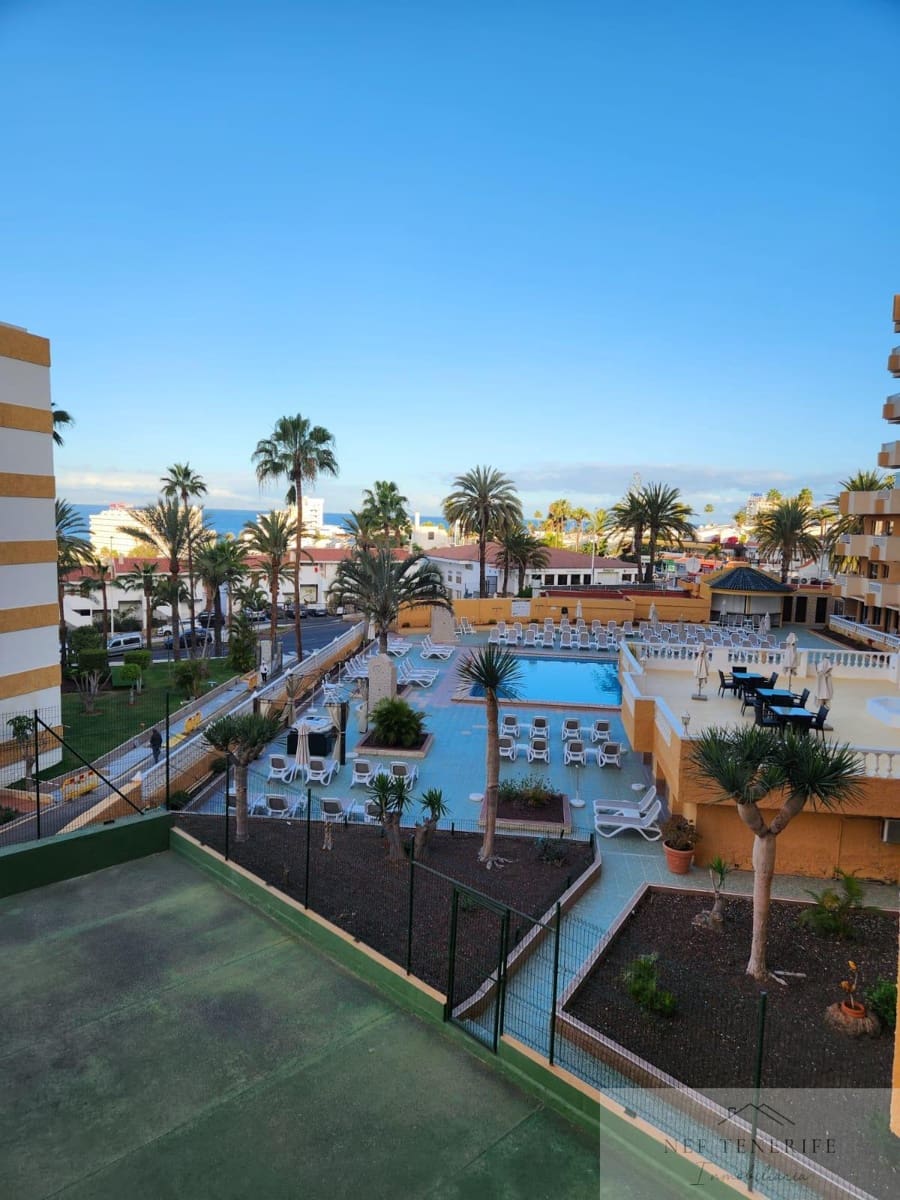 1 makuuhuone Huoneisto myytävänä paikassa Playa de las Americas - 245 000 € (Ref: 9879276)