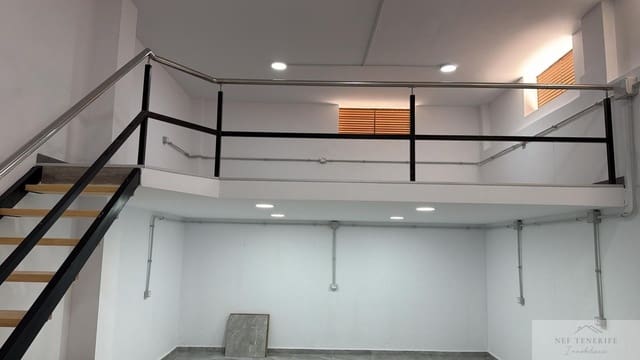 Commerciale in vendita in San Isidro de Abona, Granadilla de Abona - 56.000 € (Rif: 9932403)