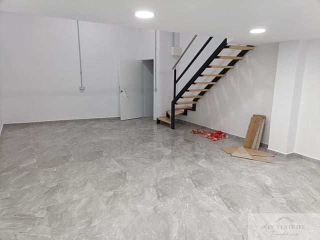 Commerciale in vendita in San Isidro de Abona, Granadilla de Abona - 56.000 € (Rif: 9932403)