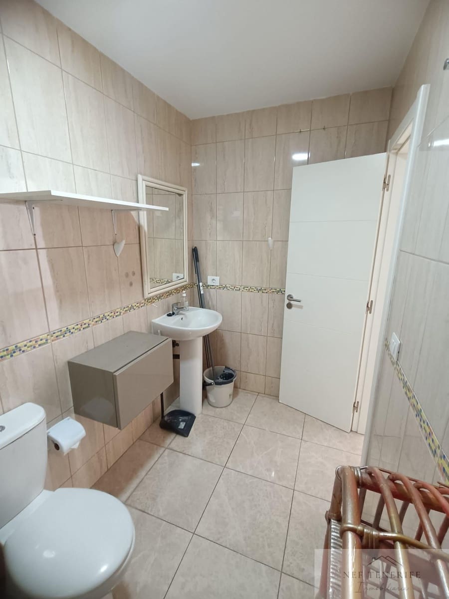 2 bedroom Apartment for sale in Cabo Blanco - € 179,000 (Ref: 9958009)