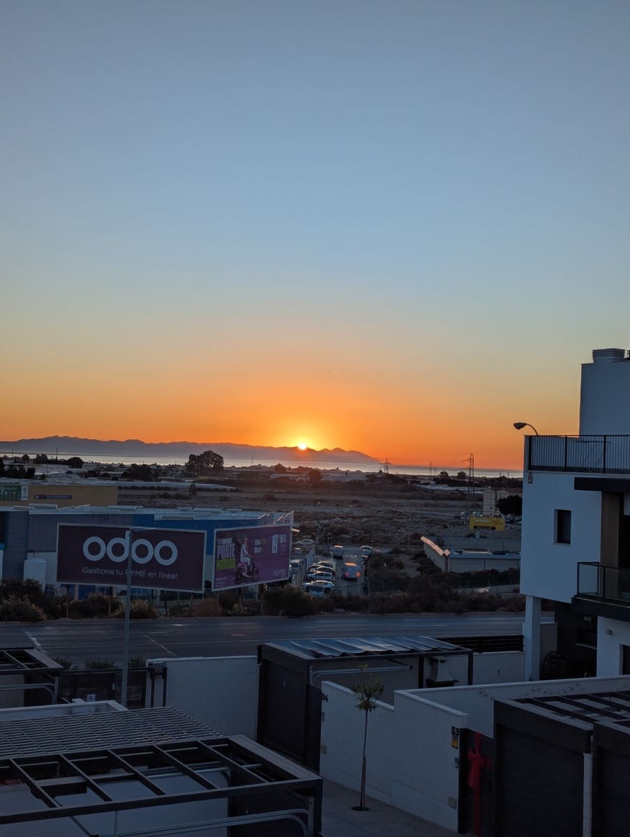 4 sypialnia Dom szeregowy na sprzedaż w Miasto Almeria z basenem garażem - 470 000 € (Ref: 9643399)