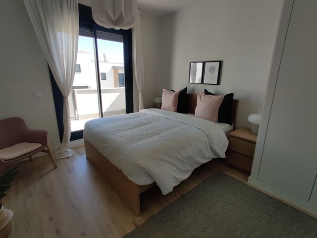 4 sypialnia Dom szeregowy na sprzedaż w Los Molinos - Villa Blanca, Miasto Almería z basenem garażem - 470 000 € (Ref: 9643399)