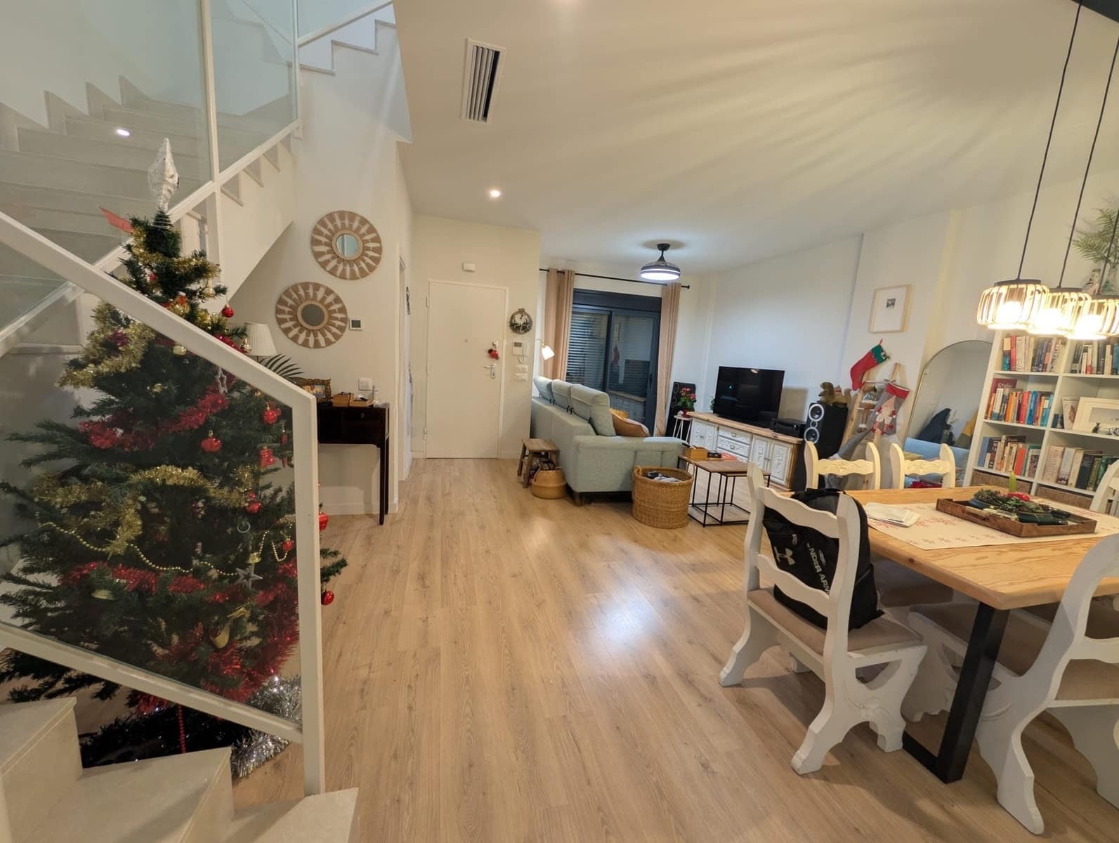 4 sypialnia Dom szeregowy na sprzedaż w Miasto Almeria z basenem garażem - 470 000 € (Ref: 9643399)