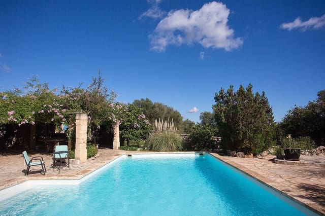 5 soveværelse Finca/Landehus til salg i Costitx med swimmingpool - € 1.800.000 (Ref: 9715326)