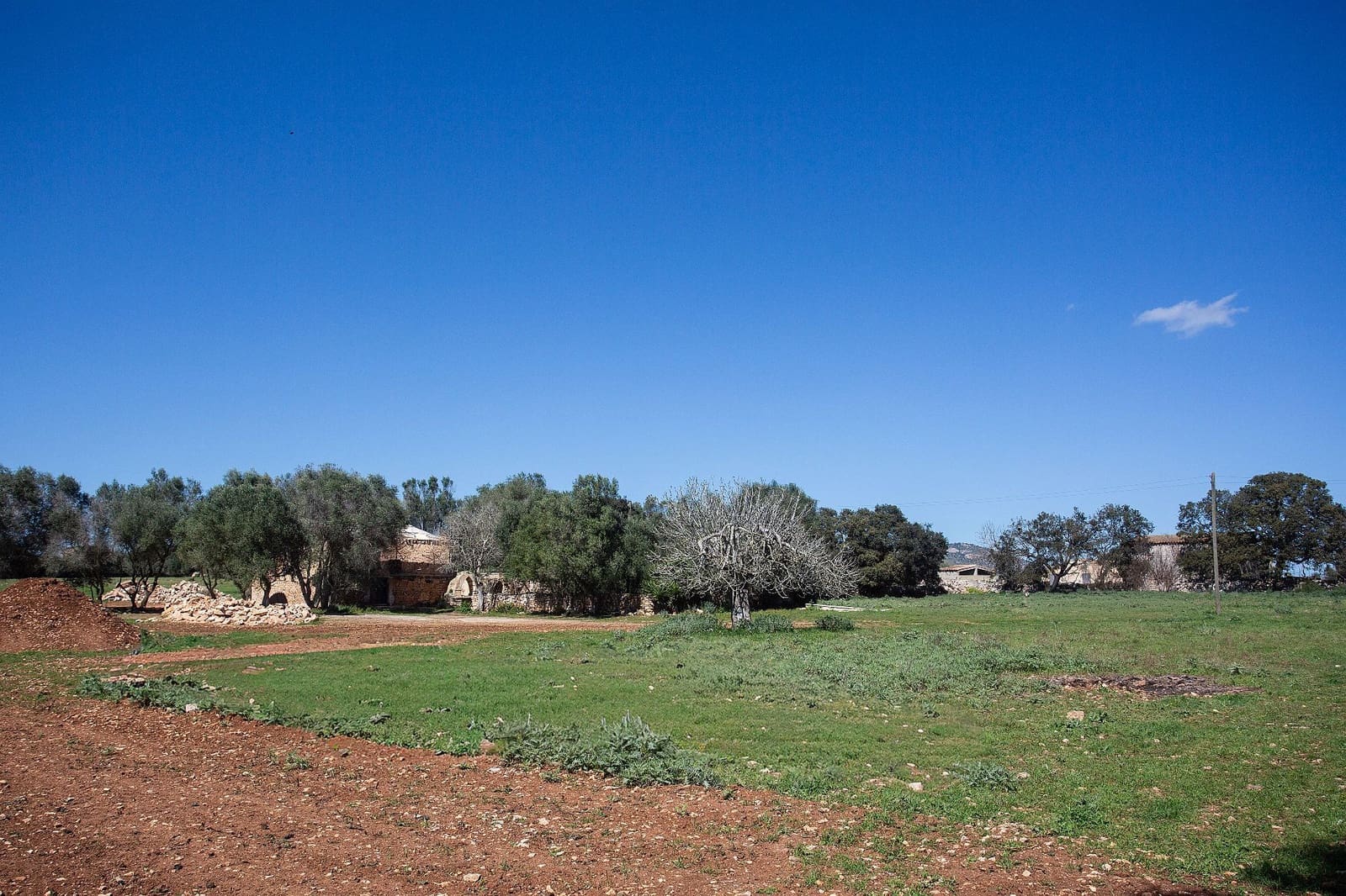 4 bedroom Finca/Country House for sale in Sant Llorenc des Cardassar - € 799,990 (Ref: 9740246)