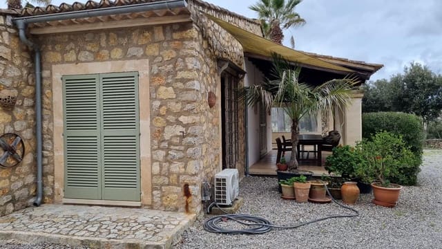 4 sypialnia Finka/Dom wiejski na sprzedaż w Artà z basenem garażem - 1 600 000 € (Ref: 9740250)