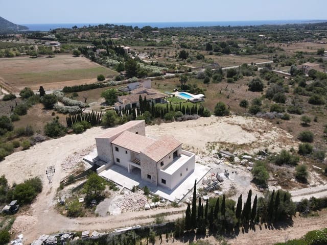 Villa in vendita in Son Servera con piscina garage - 3.100.000 € (Rif: 9740259)