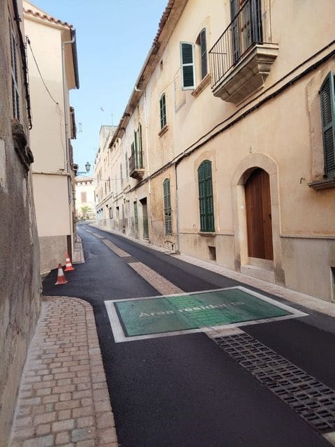 4 soveværelse Byhus til salg i Arta med swimmingpool - € 1.800.000 (Ref: 9740260)