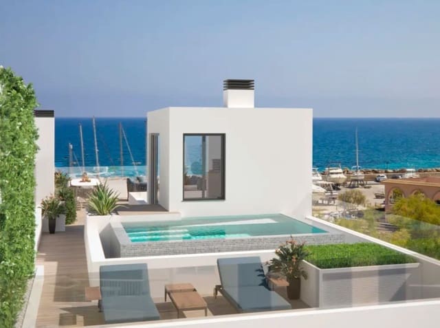 3 makuuhuone Paritalo myytävänä paikassa Ca'n Picafort, Santa Margalida mukana uima-altaan 
autotalli - 1 350 000 € (Ref: 9763500)