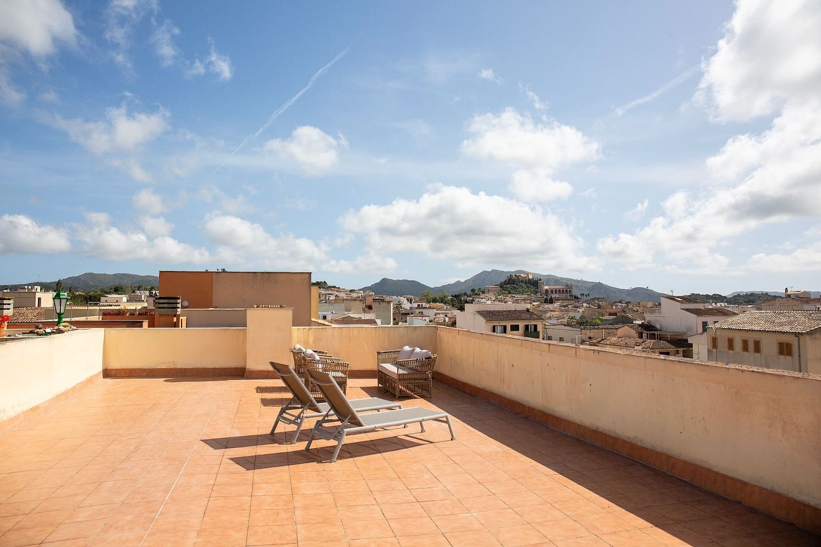 3 Zimmer Penthouse zu vermieten in Arta mit Garage - 1.750 € (Ref: 9806108)