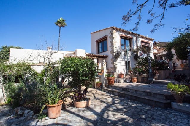 2 chambre Finca/Maison de Campagne à vendre à Artà avec piscine garage - 550 000 € (Ref: 9856340)
