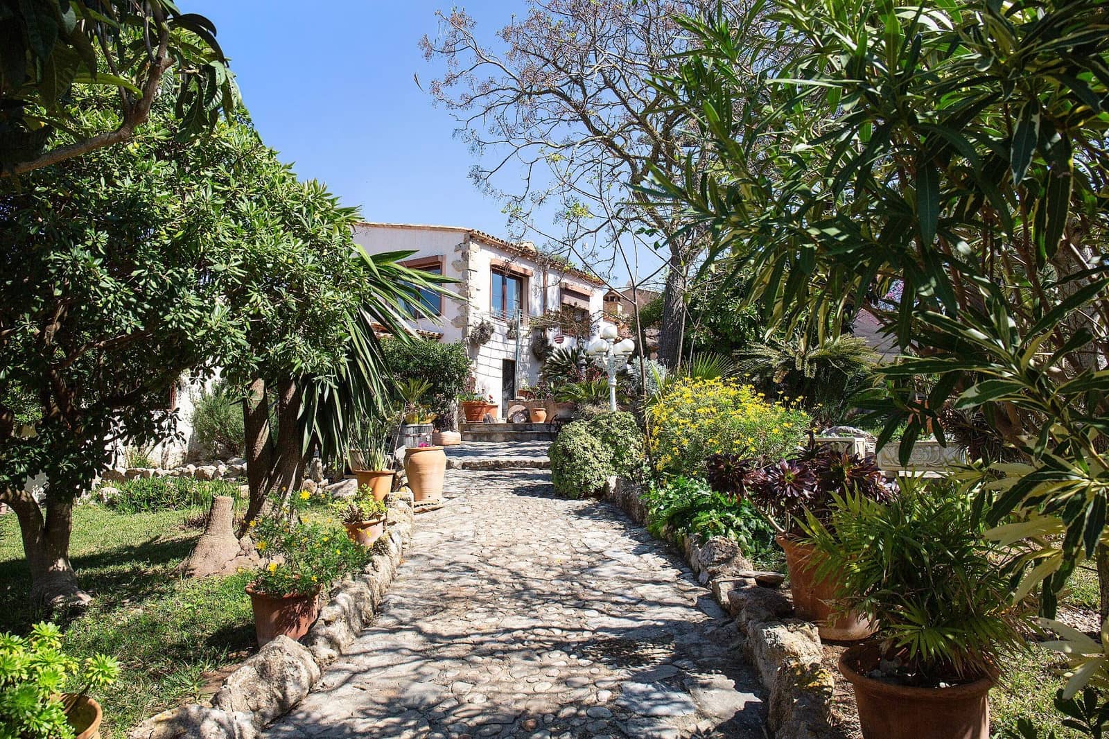 2 chambre Finca/Maison de Campagne à vendre à Arta avec piscine garage - 550 000 € (Ref: 9856340)
