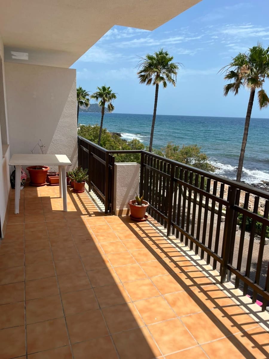 2 bedroom Apartment for rent in Cala Bona - € 1,300 (Ref: 9915219)