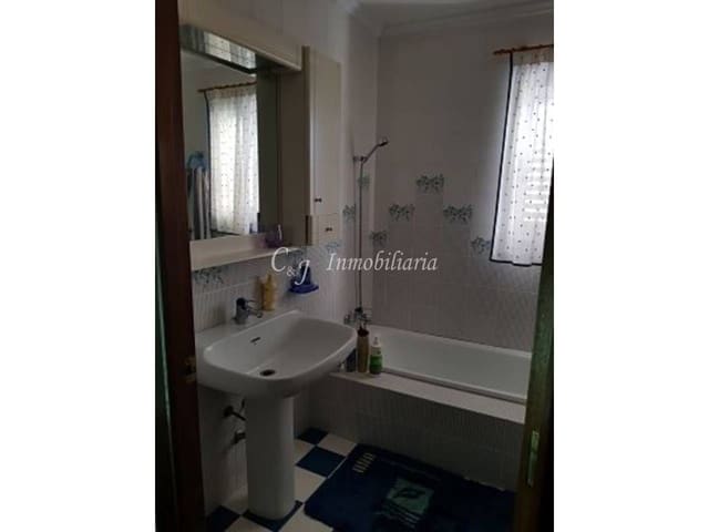 4 bedroom Villa for sale in Estivella with pool garage - € 375,000 (Ref: 9707731)