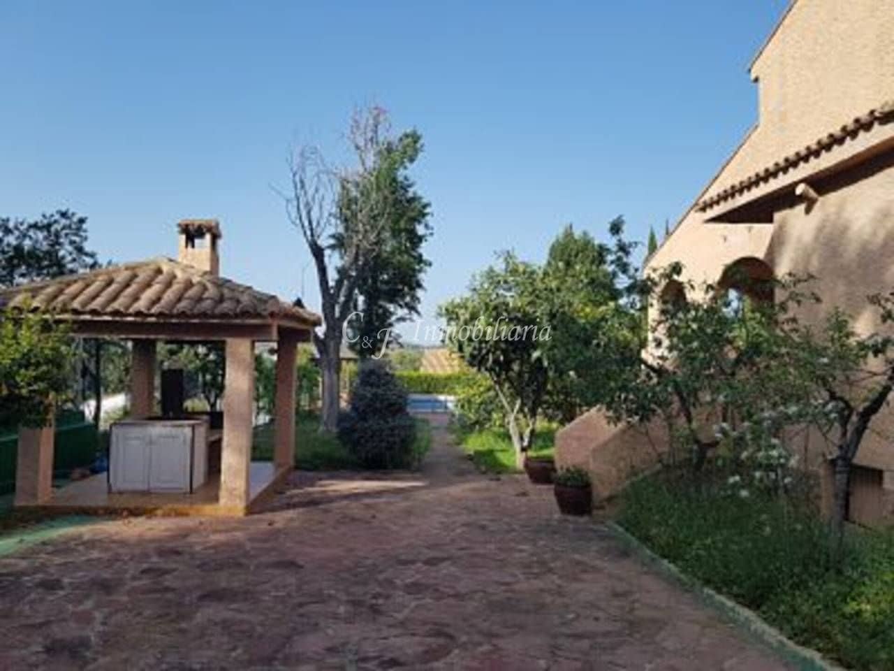 4 soveværelse Villa til salg i Estivella med swimmingpool garage - € 375.000 (Ref: 9707731)