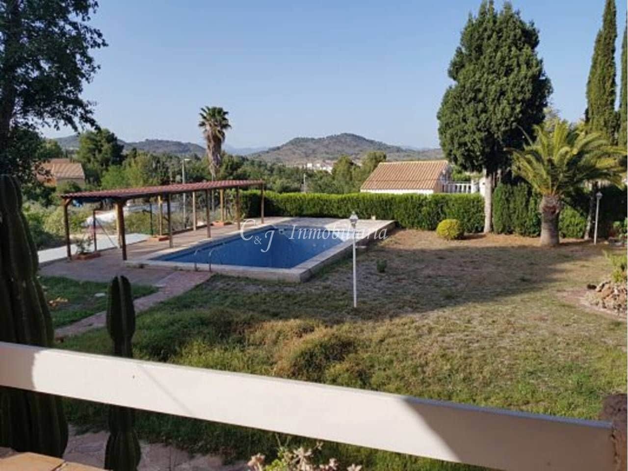 4 soveværelse Villa til salg i Estivella med swimmingpool garage - € 375.000 (Ref: 9707731)