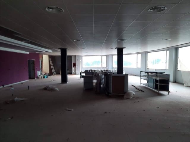 Erhverv til salg i Albalat dels Tarongers - € 560.000 (Ref: 9707732)