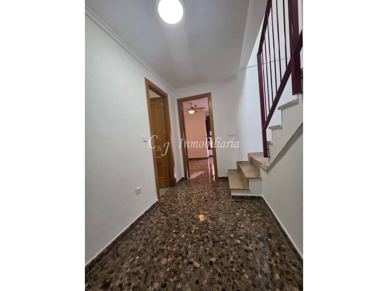 3 soveværelse Rækkehus til salg i Sagunto / Sagunt med swimmingpool garage - € 269.000 (Ref: 9707738)