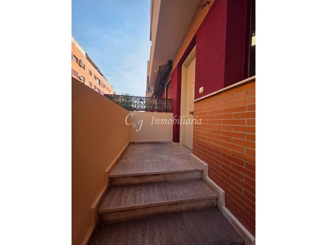 3 soveværelse Rækkehus til salg i Sagunto / Sagunt med swimmingpool garage - € 269.000 (Ref: 9707738)