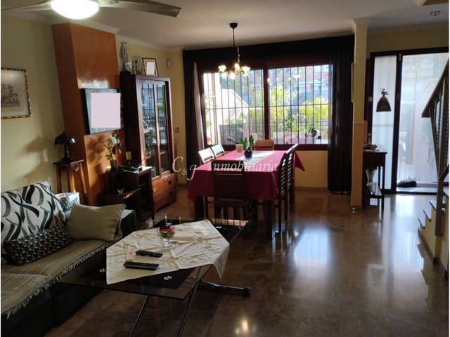 3 sovrum Semi-fristående Villa till salu i Sagunto / Sagunt med garage - 345 000 € (Ref: 9707739)