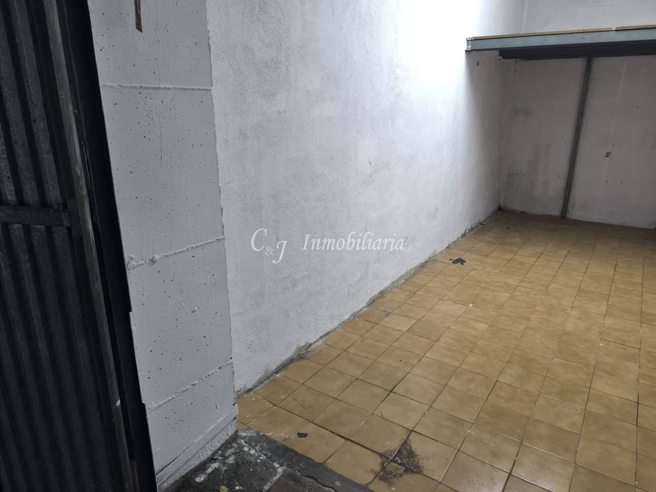 Garage for rent in Sagunto / Sagunt - € 100 (Ref: 9707741)