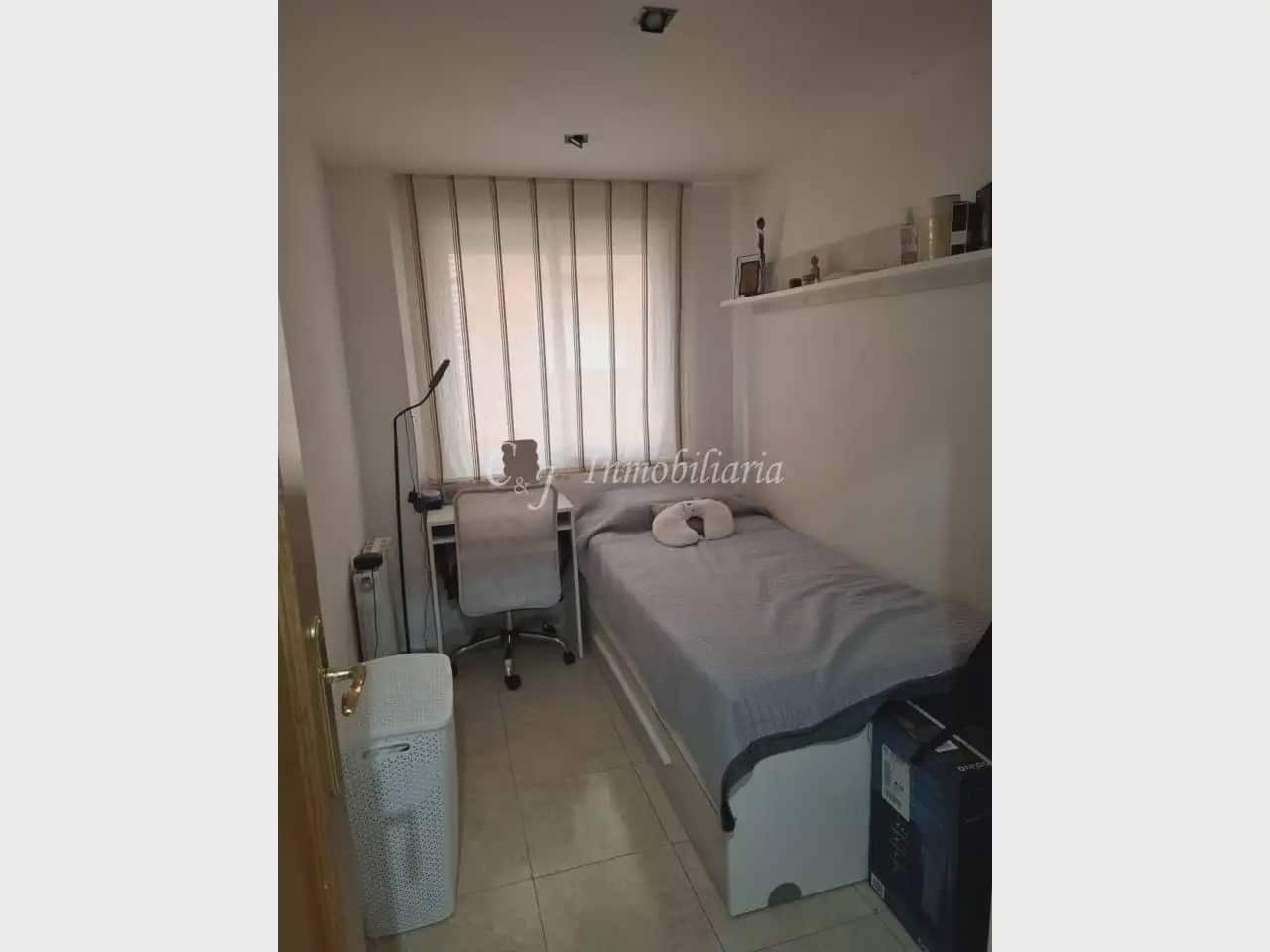 2 soverom Leilighet til salgs i Sagunto / Sagunt med garasje - € 175 000 (Ref: 9755042)