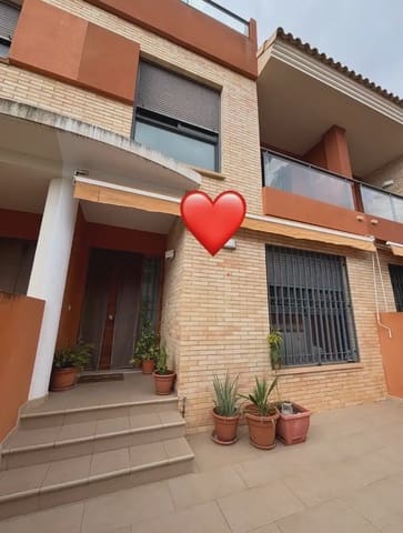 4 Zimmer Reihenhaus zu verkaufen in Alginet mit Garage - 350.000 € (Ref: 10079942)