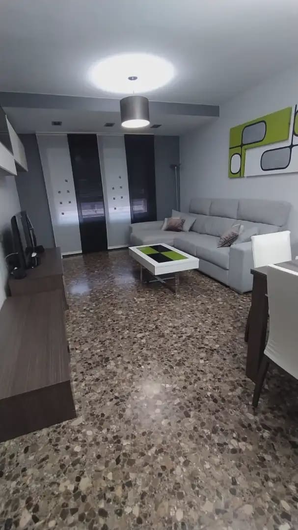 3 soveværelse Lejlighed til salg i L'Alcudia med garage - € 160.000 (Ref: 10130748)