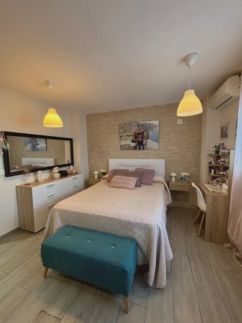 3 bedroom Flat for sale in Alginet with garage - € 175,000 (Ref: 10165356)