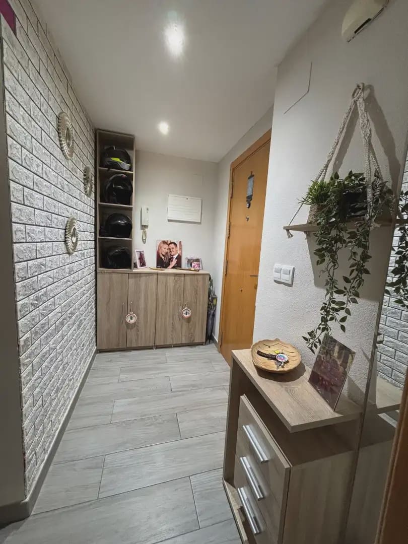3 bedroom Flat for sale in Alginet with garage - € 175,000 (Ref: 10165356)