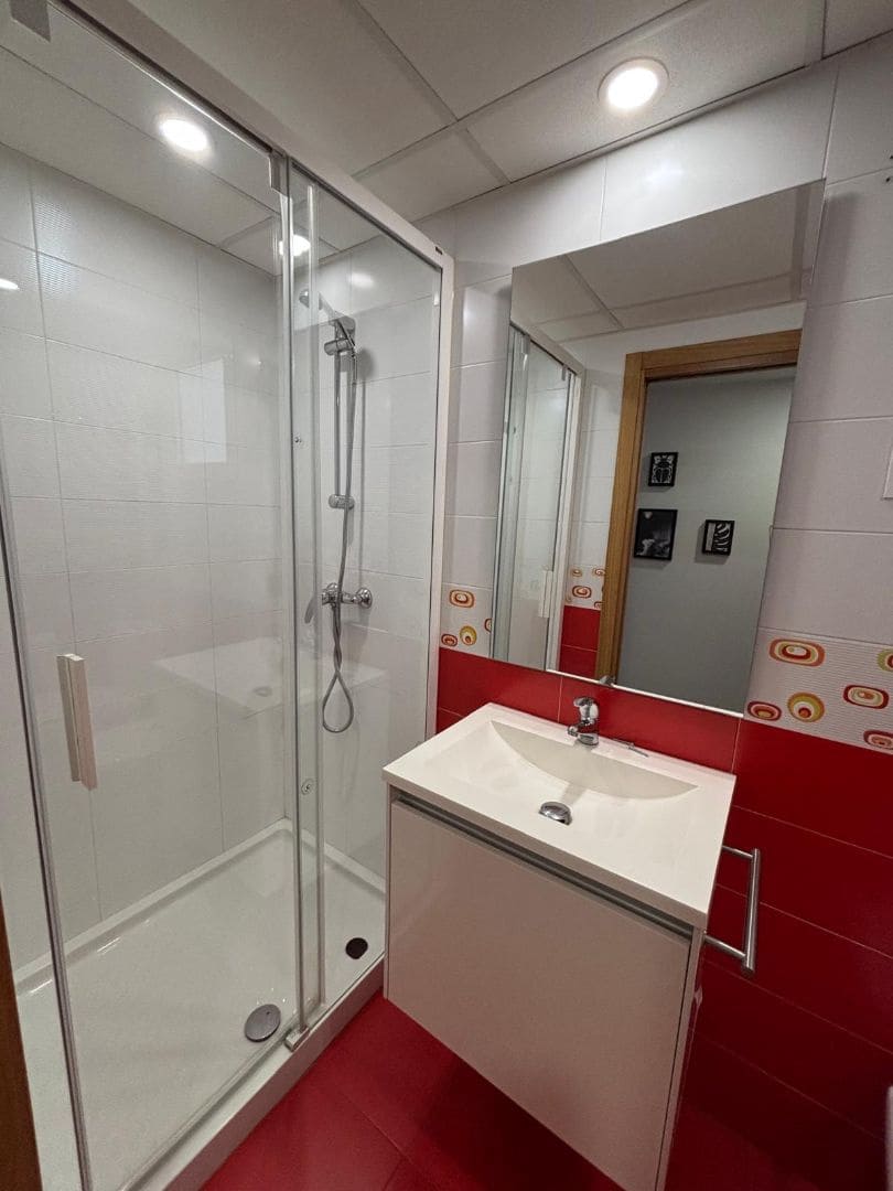 2 Zimmer Wohnung zu vermieten in Carlet mit Garage - 900 € (Ref: 9674643)