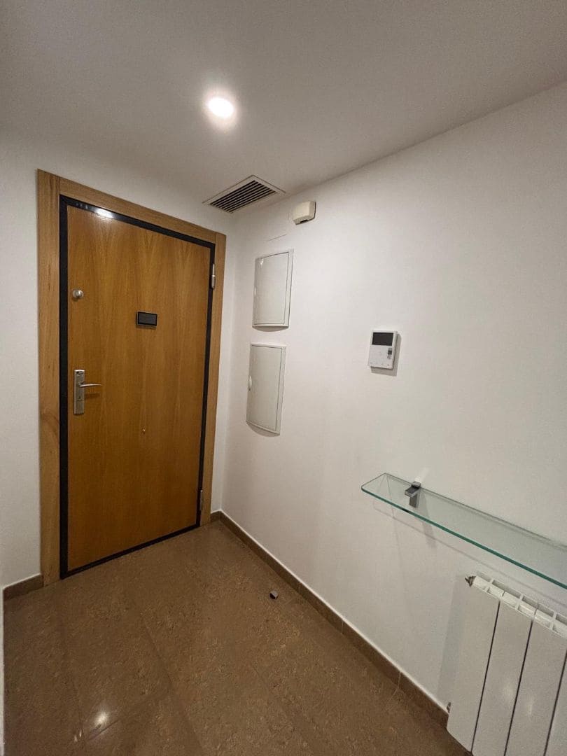 2 Zimmer Wohnung zu vermieten in Carlet mit Garage - 900 € (Ref: 9674643)