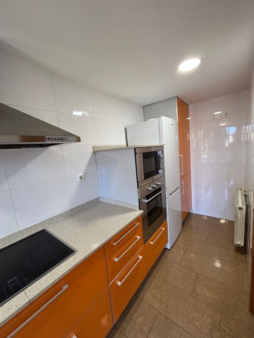 2 Zimmer Wohnung zu vermieten in Carlet mit Garage - 900 € (Ref: 9674643)