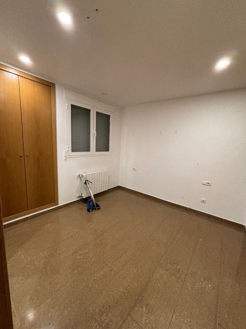 2 Zimmer Wohnung zu vermieten in Carlet mit Garage - 900 € (Ref: 9674643)