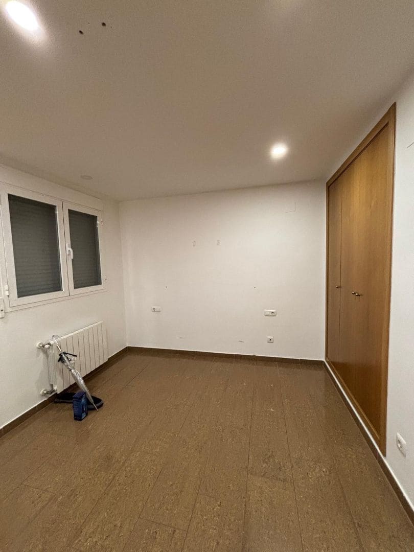 2 Zimmer Wohnung zu vermieten in Carlet mit Garage - 900 € (Ref: 9674643)