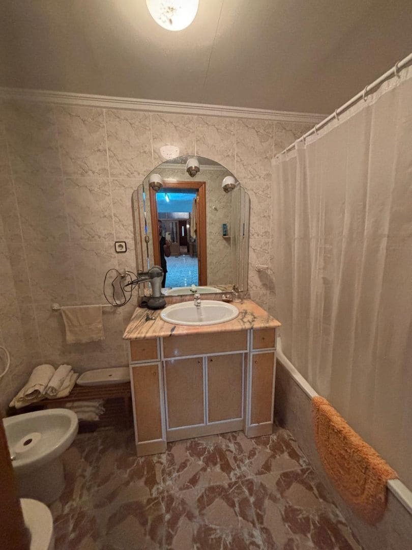 Casa de 5 habitaciones en Carlet en venta - 165.000 € (Ref: 9674656)