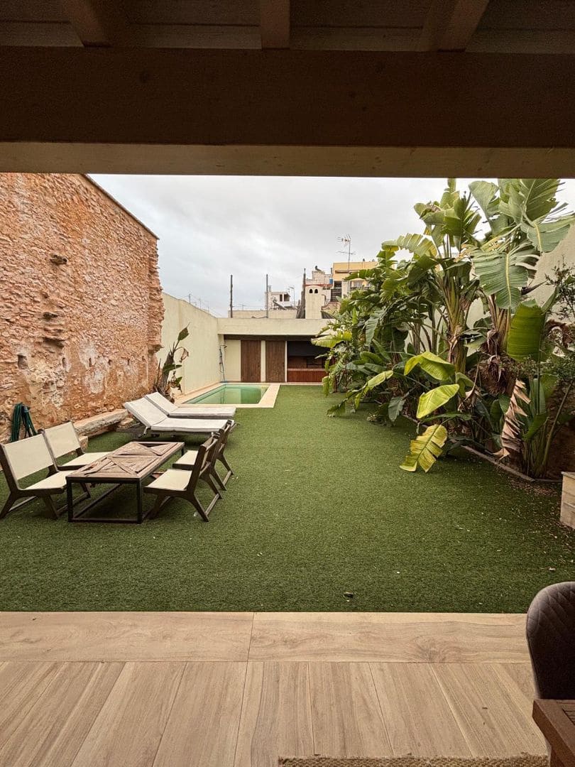 4 soveværelse Byhus til salg i Benifaio med swimmingpool garage - € 560.000 (Ref: 9674657)