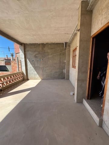 Casa de 4 habitaciones en Alginet en venta - 195.000 € (Ref: 9674658)