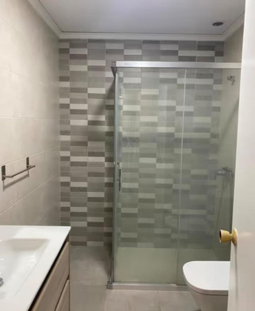 Piso de 3 habitaciones en Carlet en venta con garaje - 145.000 € (Ref: 9674661)